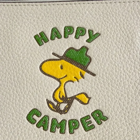 Coach Peanuts leather wristlet Snoopy Woodstock Hapoy Camper NEW - Picture 2 of 10